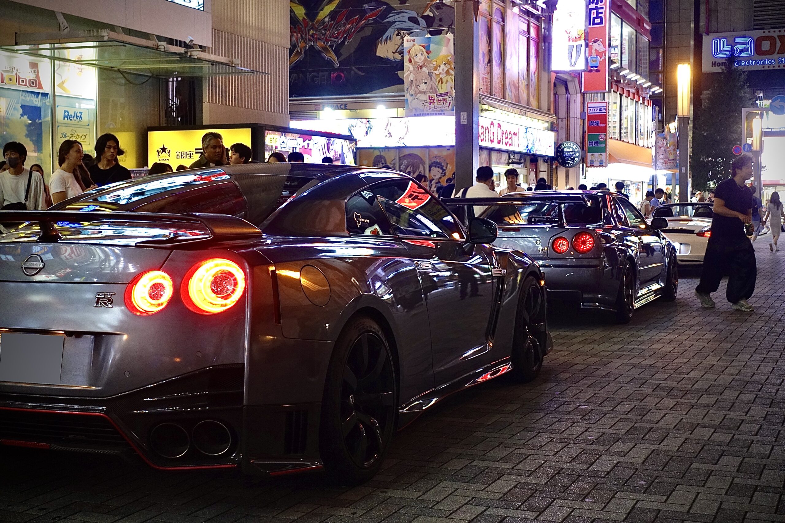 Drive GT-R R34 Tokyo JDM rental car