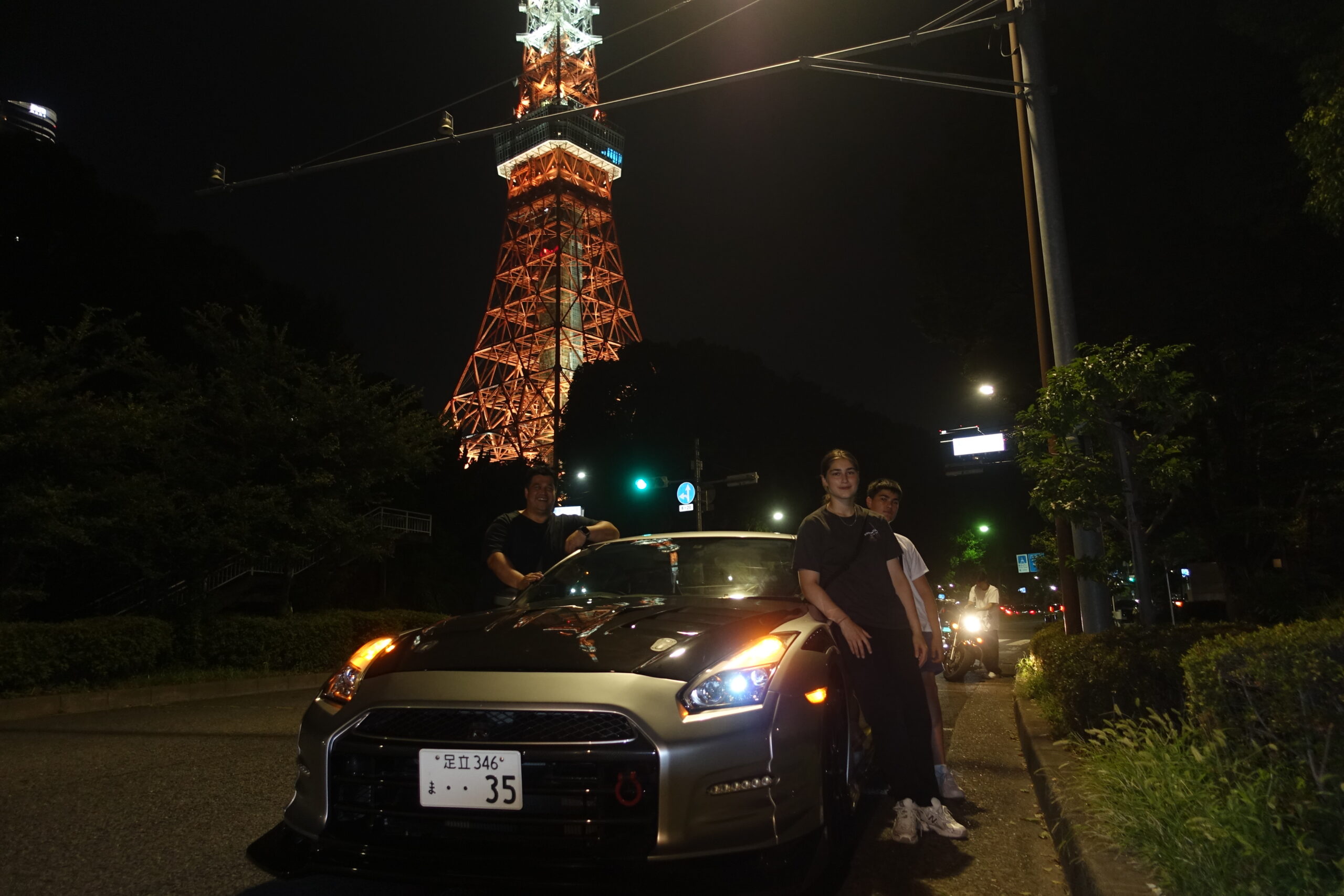 Daikoku Car Meet Tour Tokyo Tower photo stop