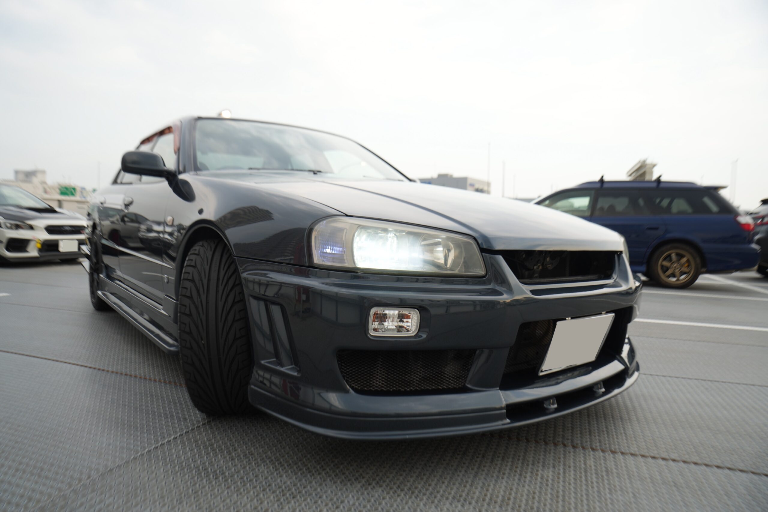 Nissan Skyline HR34 Sedan JDM rental car